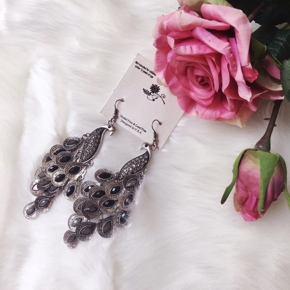 LAST 1! Antique Silver Toned Peacock Earrings - Picture 1 of 2